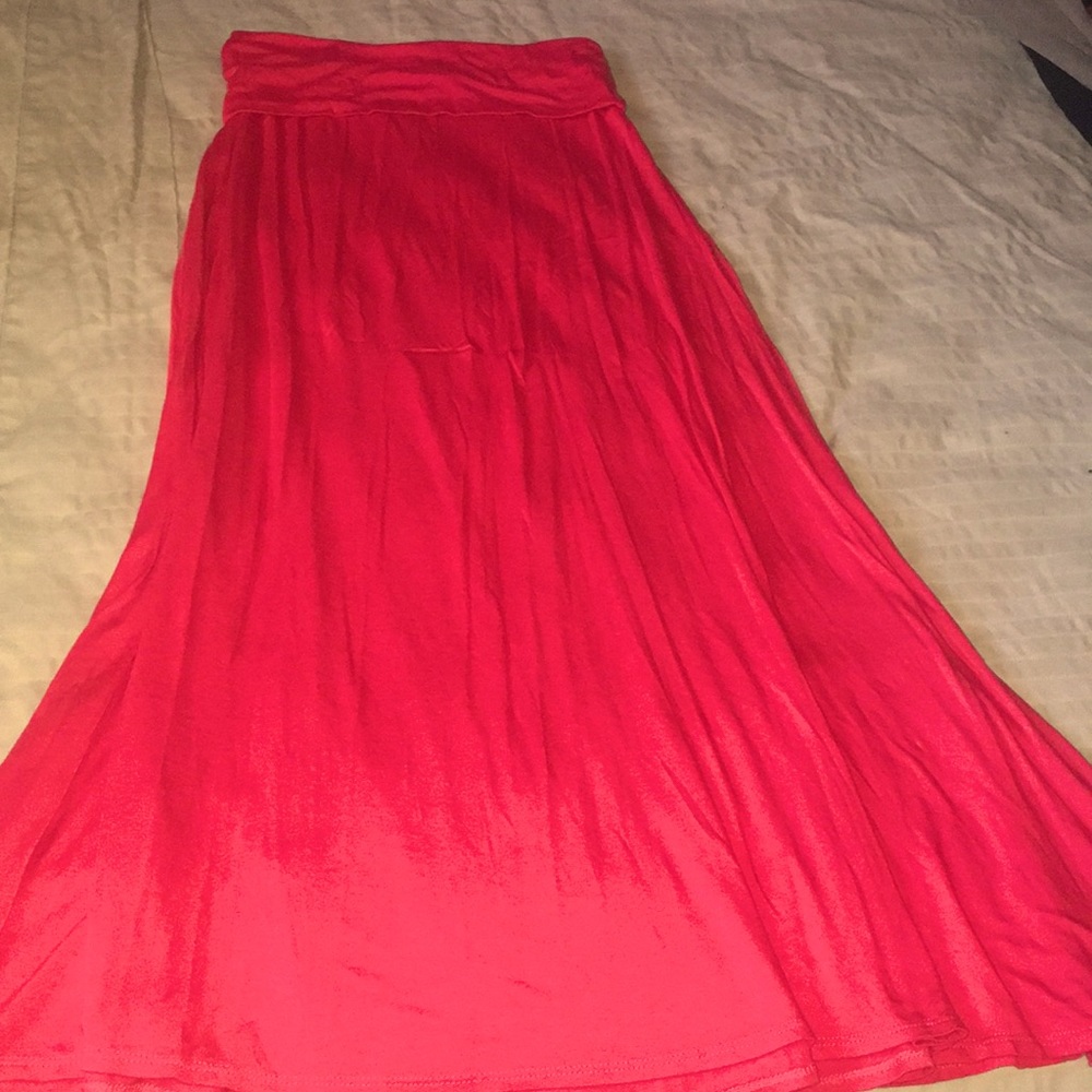 NWOT LuLaRoe Maxi Skirt Red XS